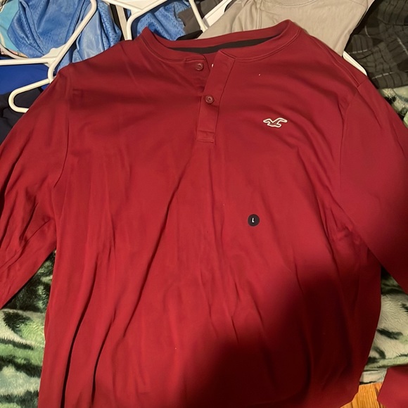 Hollister Longsleeve Henley - Picture 1 of 2